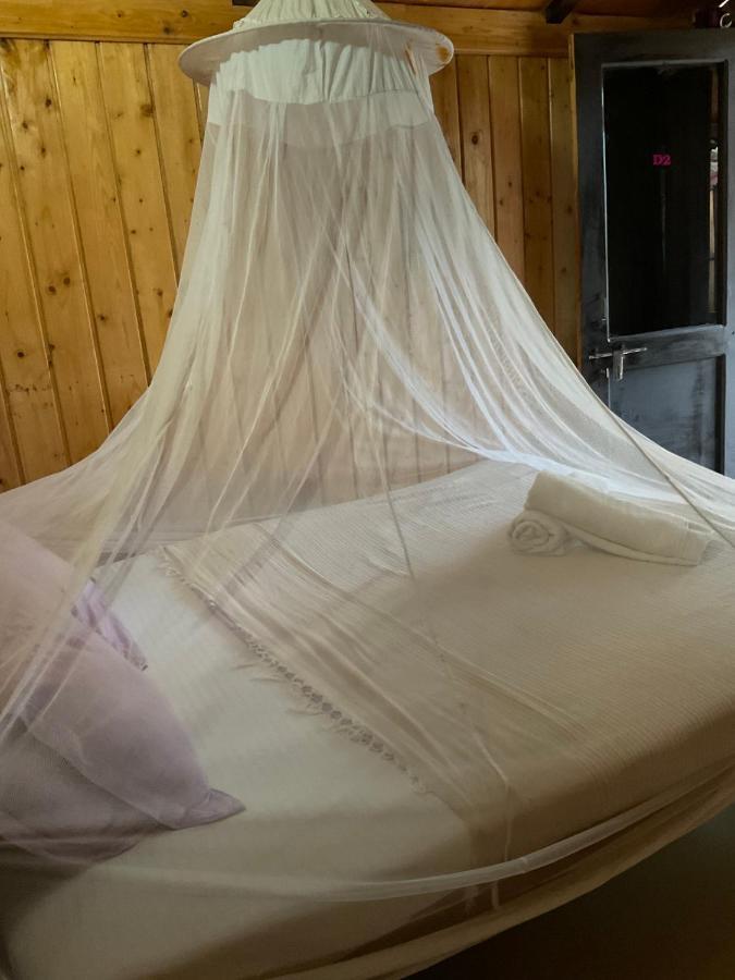 Papillon Beach Huts Hotel Палолем Екстериор снимка