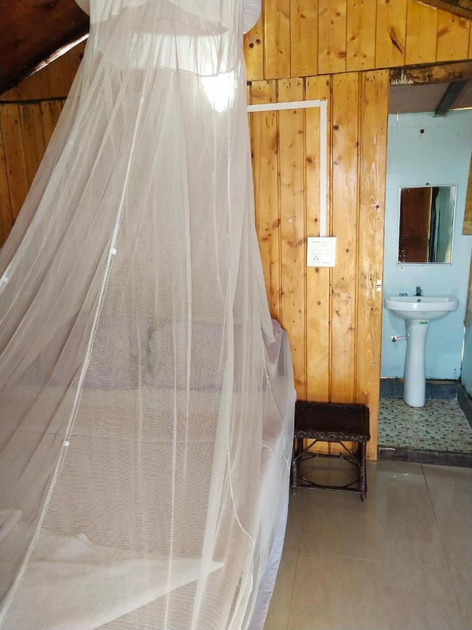 Papillon Beach Huts Hotel Палолем Екстериор снимка